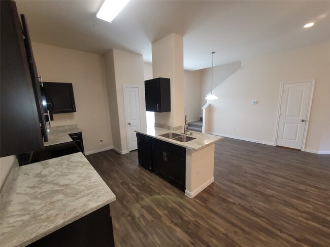 Photo - 2219 Bermuda Palms Dr