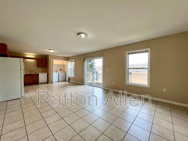 Photo - 4 Zell Ln Unit Apt C