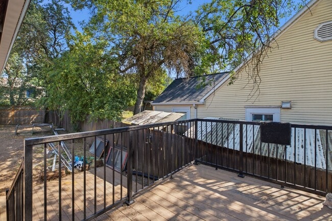 Photo - Cherry St Duplex Unit 208
