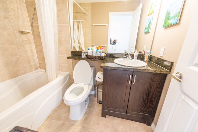 Photo - 168 59th Av W