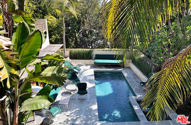 Building Photo - 1467 Queens Rd