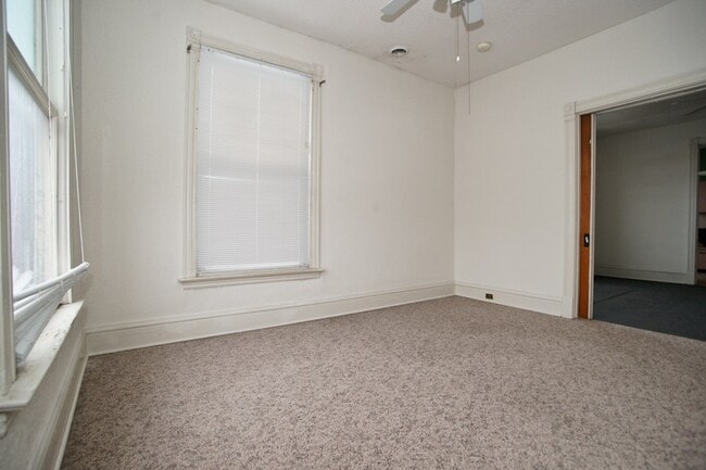 Photo - 704 N 3rd St Unit 2