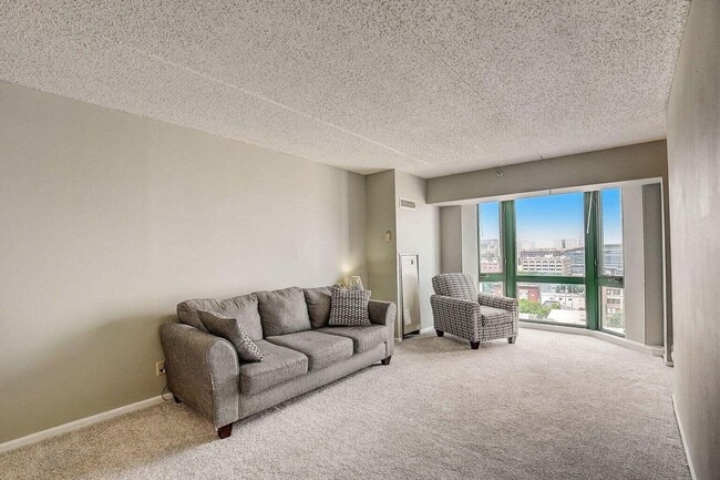 Photo - 270 E Highland Ave