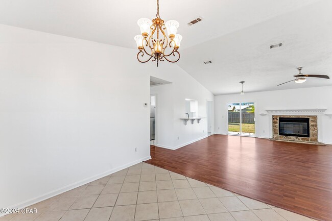 Photo - 6824 Forsythe Dr