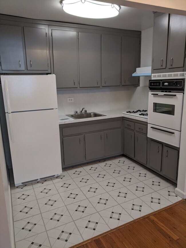 Silver Lake Apartments For Rent in Staten Island, NY