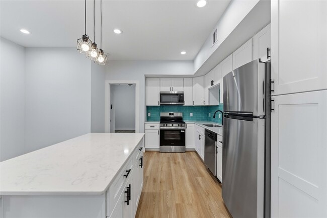 Building Photo - 5420 Elysian St Unit E