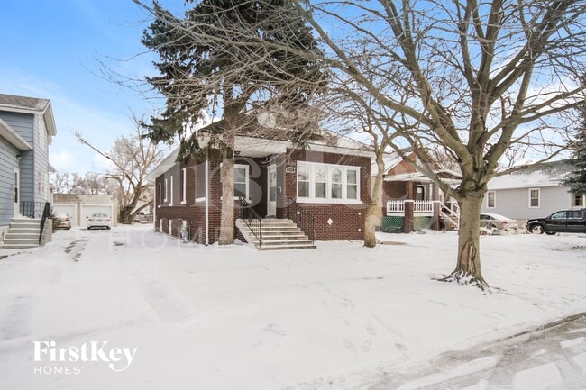 Photo - 649 Price Ave