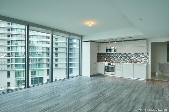 Photo - 650 NE 32nd St Unit 1208