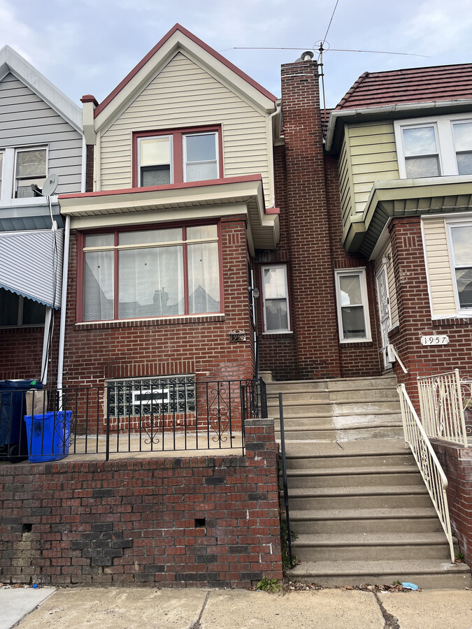 Front Exterior - 1959 73rd Ave