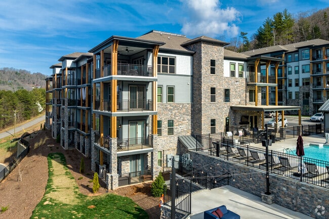 Enclave Piney Mountain - Enclave Piney Mountain