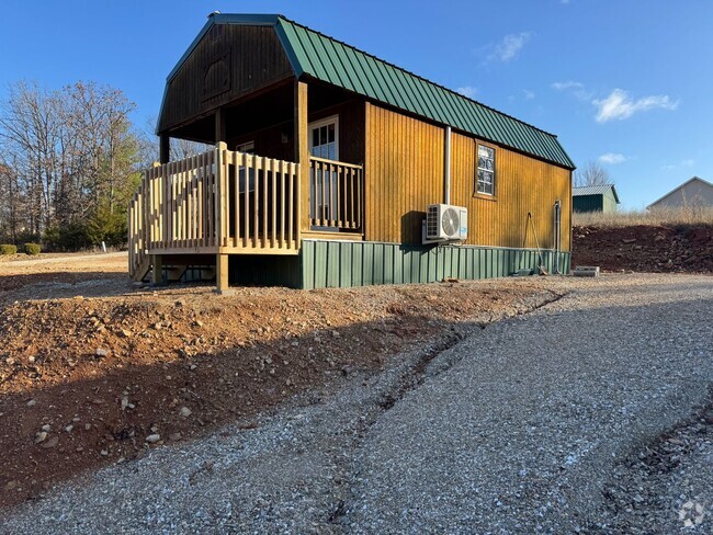 Building Photo - Cozy Tiny Home In Waynesville MO!