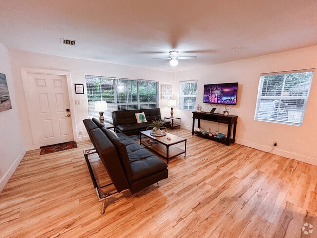 Building Photo - 3316 SE 4th St Unit ID1228934P Rental