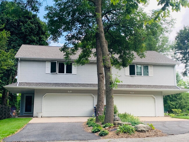 Photo - 371 Winnebago Ct