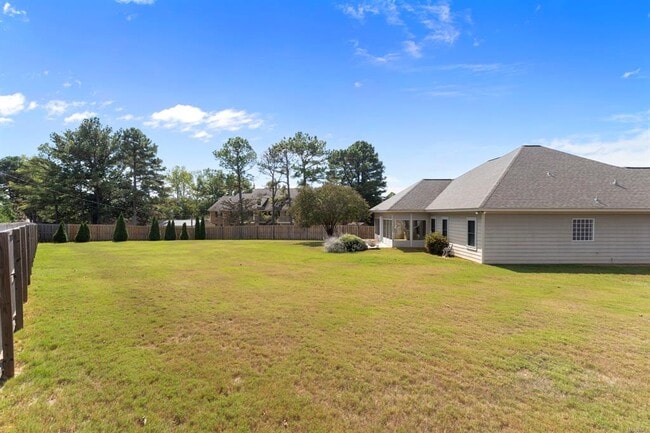 Photo - 704 Briarcliff Pl