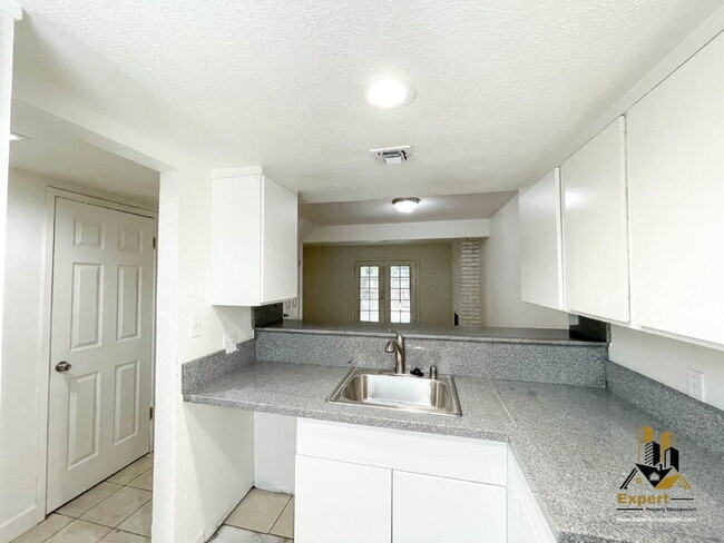 Photo - 5673 Odea Dr Unit 2