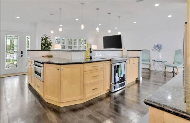 Photo - 105 Orchard Ridge Ln