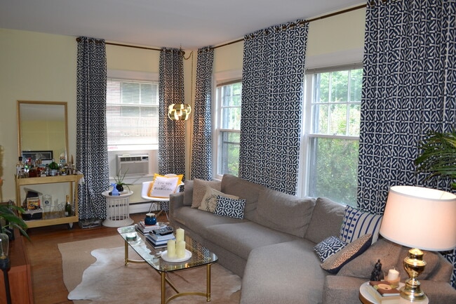 Living room facing park - 2250 Cathedral Ave NW Unit 2