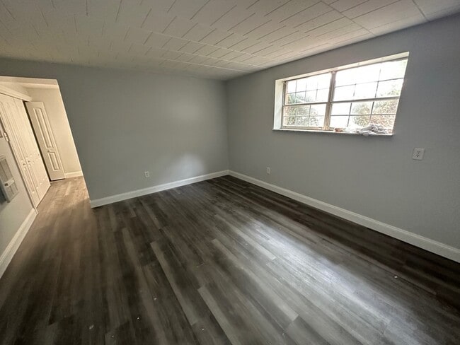 Photo - 904 Erdner Ave