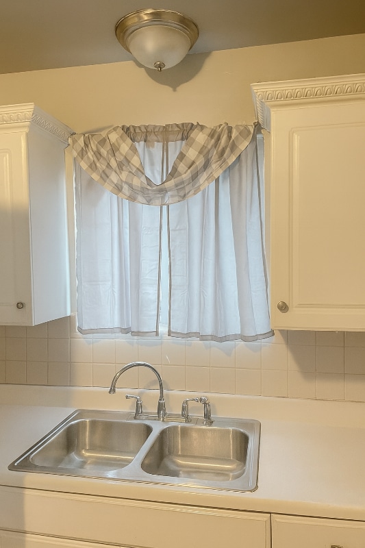 Photo - 17390 Albion Ave