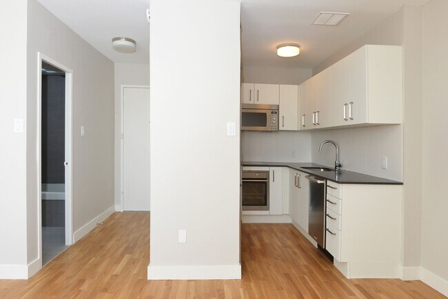 Photo - 263 Russell Hill Rd Unit 506