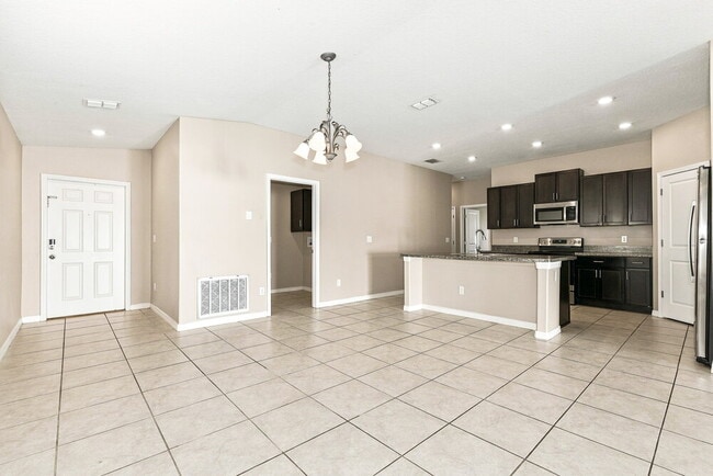 3189 Lytton Hall Dr