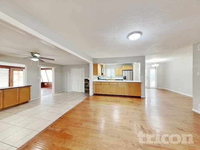 Photo - 900 Arizona St SE