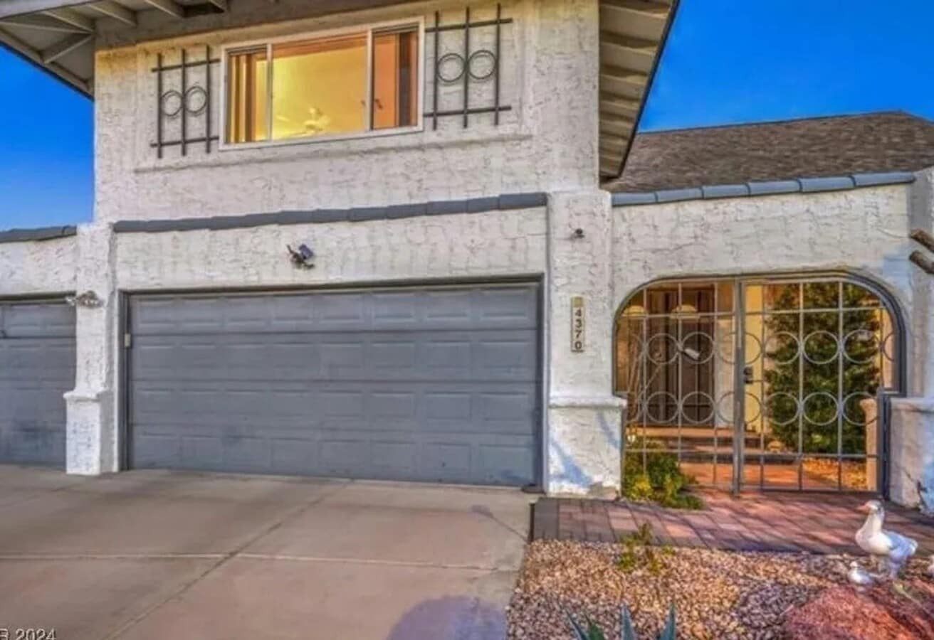 This stunning five-bedroom home, is an entertainer's dream! - This stunning five-bedroom home, is an entertainer's dream!
