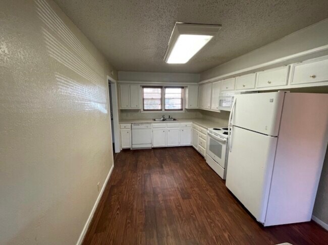 Photo - 3410 33rd St