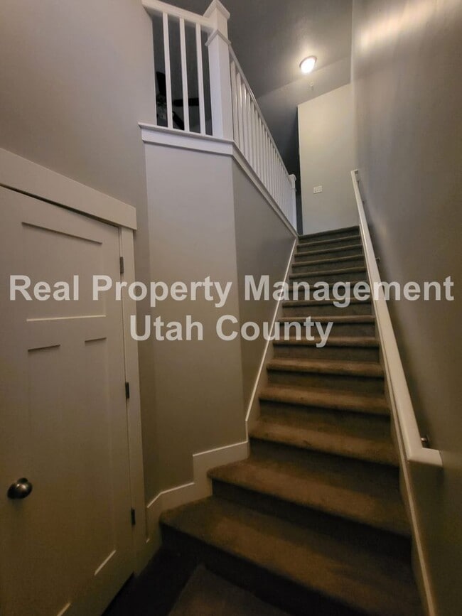 Photo - Pet Friendly Springville Condo Unidad 2