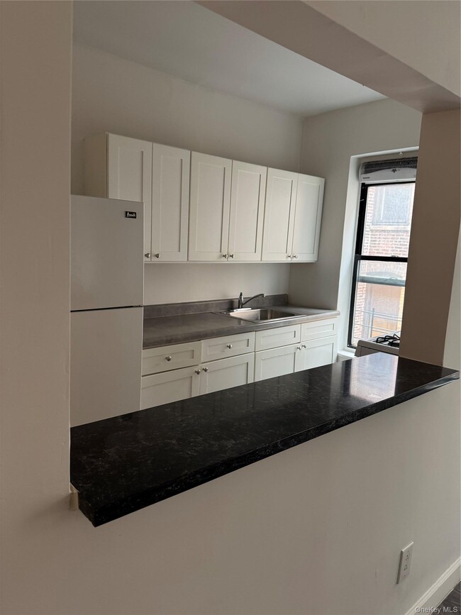 Photo - 551 W 160th St Unit 3D