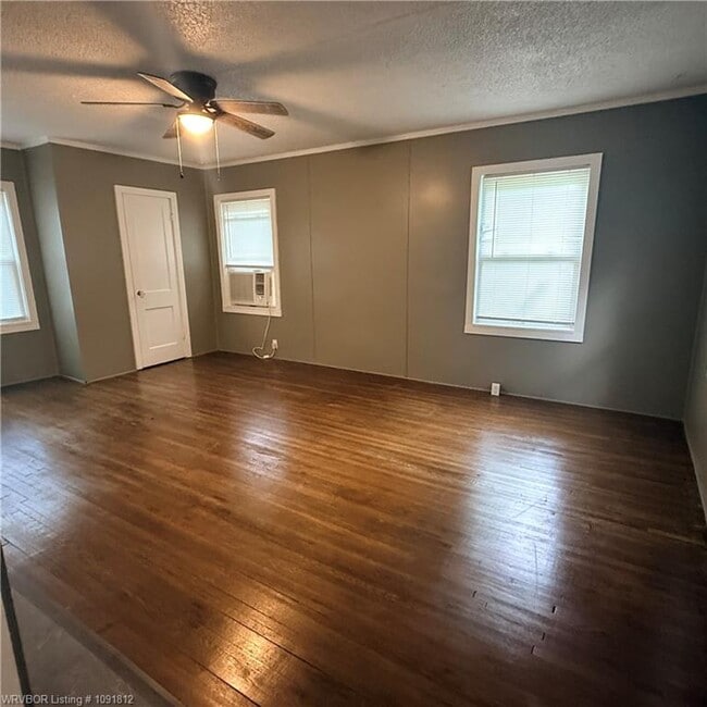 528 N May Ave Unit 2