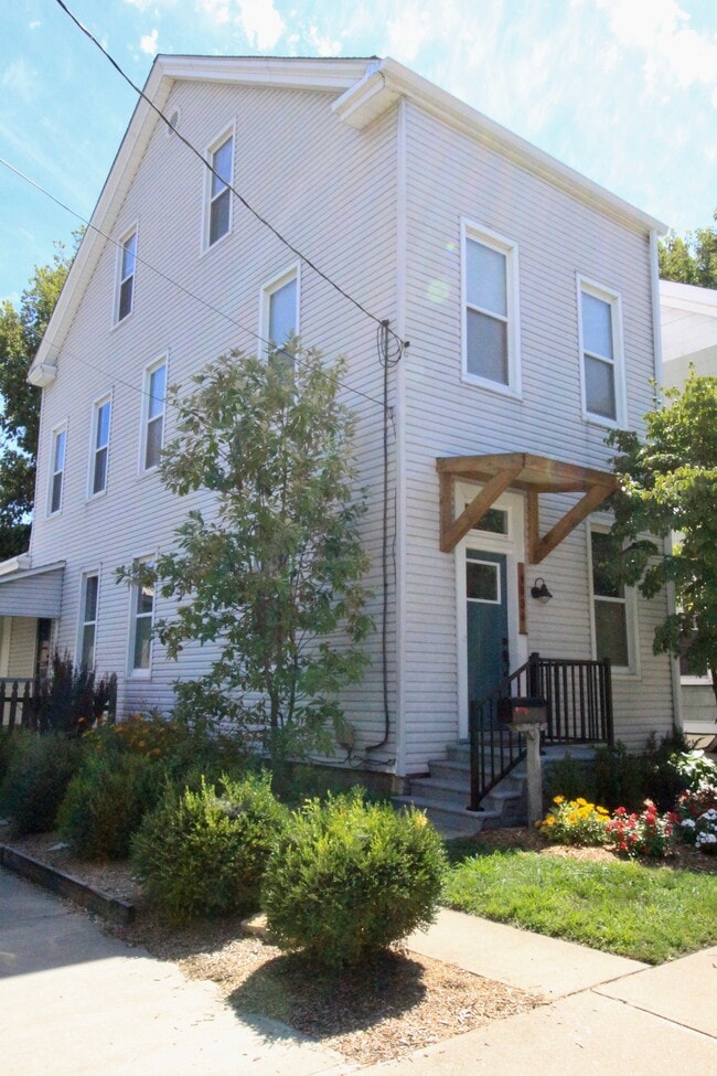 Photo - 4536 Leo Street