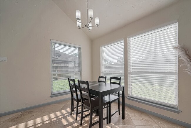 Photo - 30411 Arborg Dr