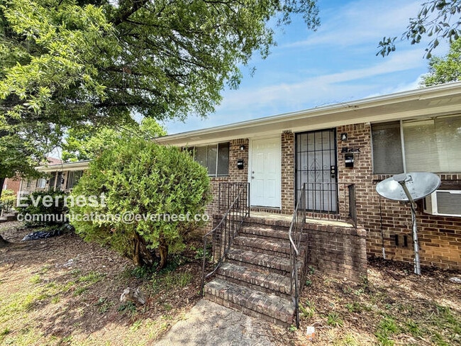 Photo - 7738 Rugby Ave Apartment Unit a