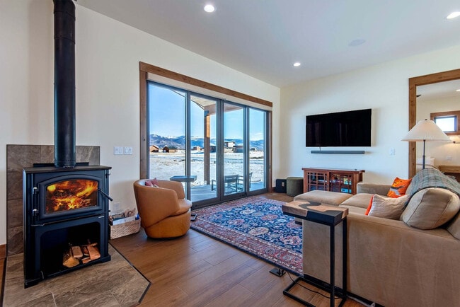 Building Photo - 339 Wild Cat Canyon Loop Unit ID1466389P