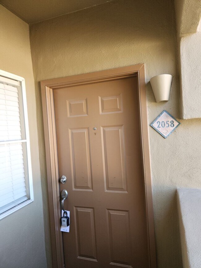 Photo - Upstairs 2bd 2ba Unit in Luxury Condo In Paradise Valley