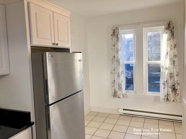 Photo - 11 Higgins St Unit 3