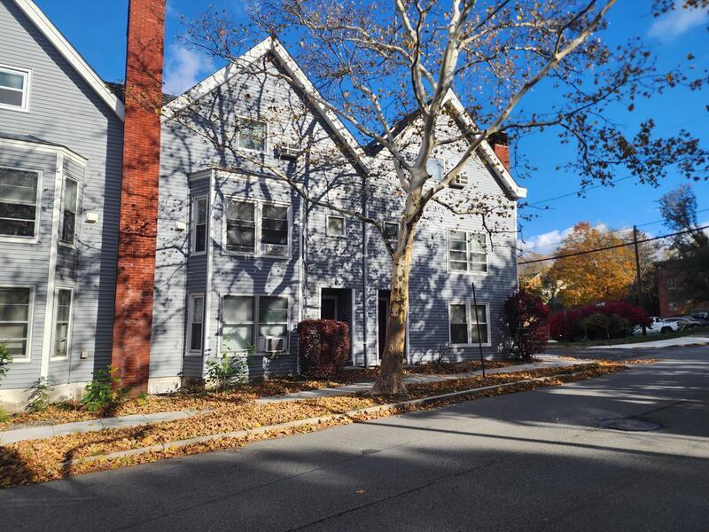 Photo - 67 S Clover St