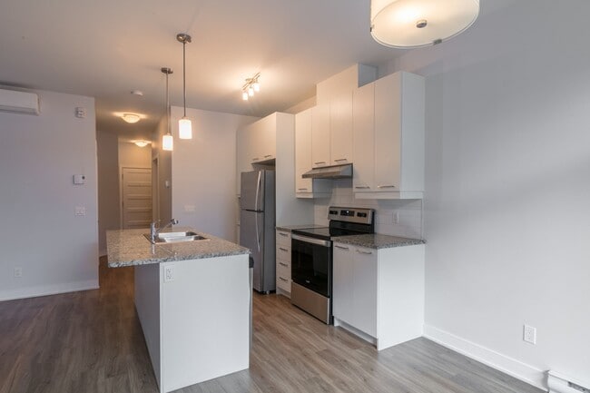 Photo - 1800 Rue Victoria Unité 101