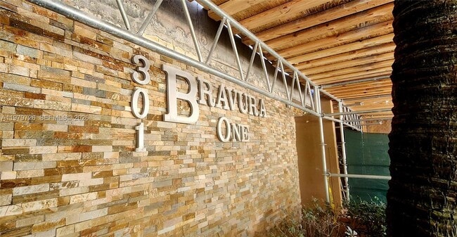 Photo - 3301 N Country Club Dr Unit 211