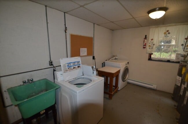 Photo - 594 Franklin St Unidad 6 Rental