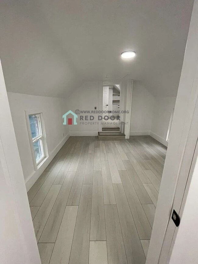 Photo - Beautifully Remodeled 3 Bed, 2 Bath Home – Pet Friendly!