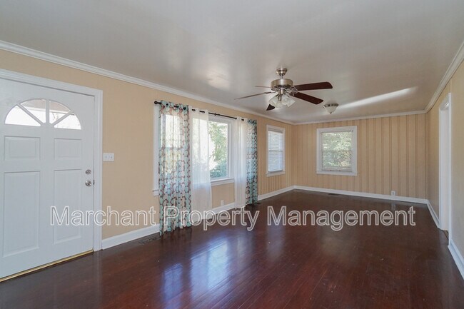 Photo - 116 Creek Shore Dr