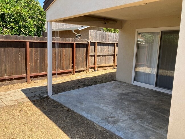 Photo - 2025 Wylie Dr Unit 2025