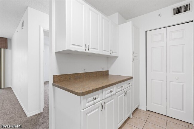 Photo - 8940 Colonnades Ct E Unidad 734