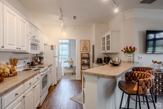 Interior Photo - Fisher Commons Rental