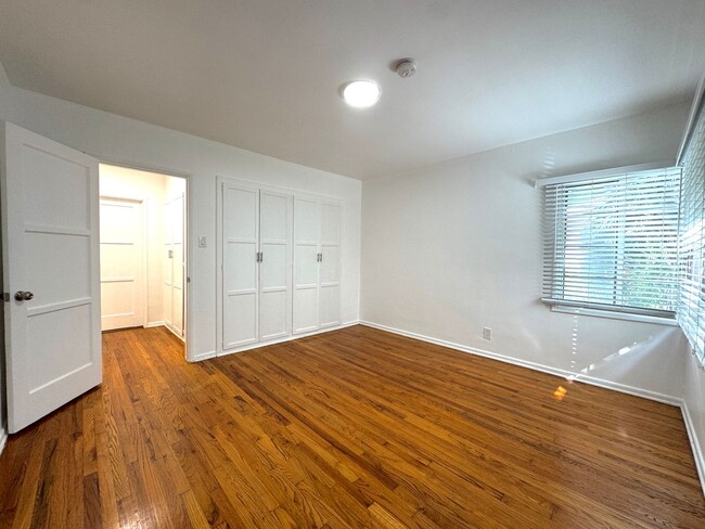Photo - 2 MONTHS FREE! 1/BR with Private Garage in Hollywood Heights Unidad 6701.50