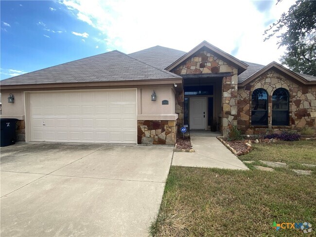 Building Photo - 5900 Boxelder Trail Rental