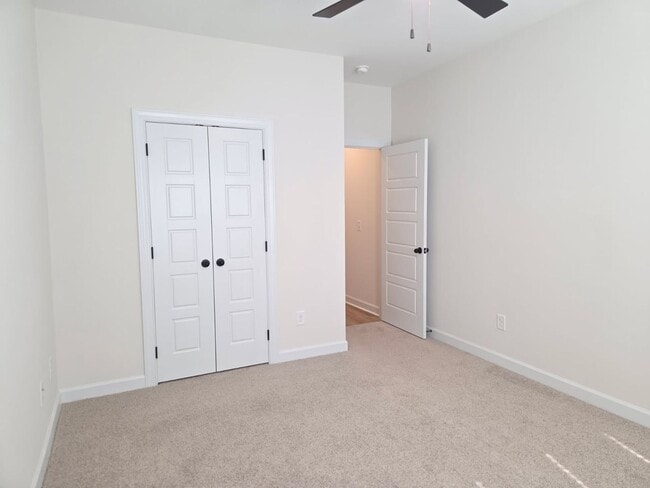 Photo - 104 Hudson Vlg Dr