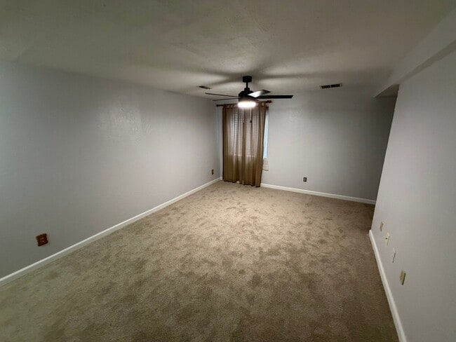 Photo - 1334 Firefly Cir